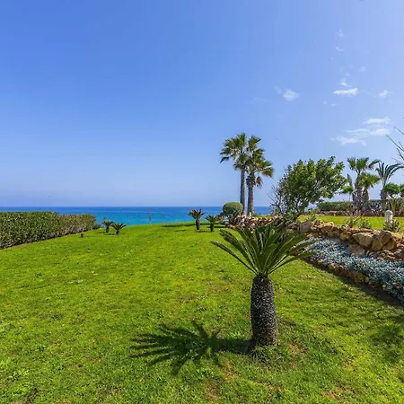 Pietra Villa *