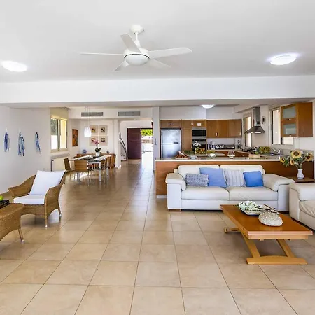Pietra Villa *